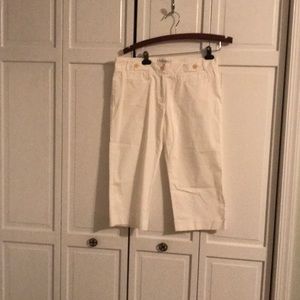 White dress cropped pant